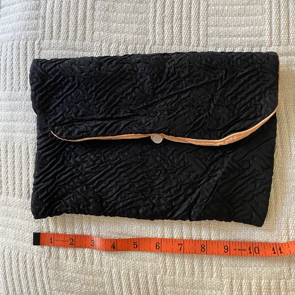 Vintage ‘30s handmade satin jewelry/cosmetics/lingerie bag